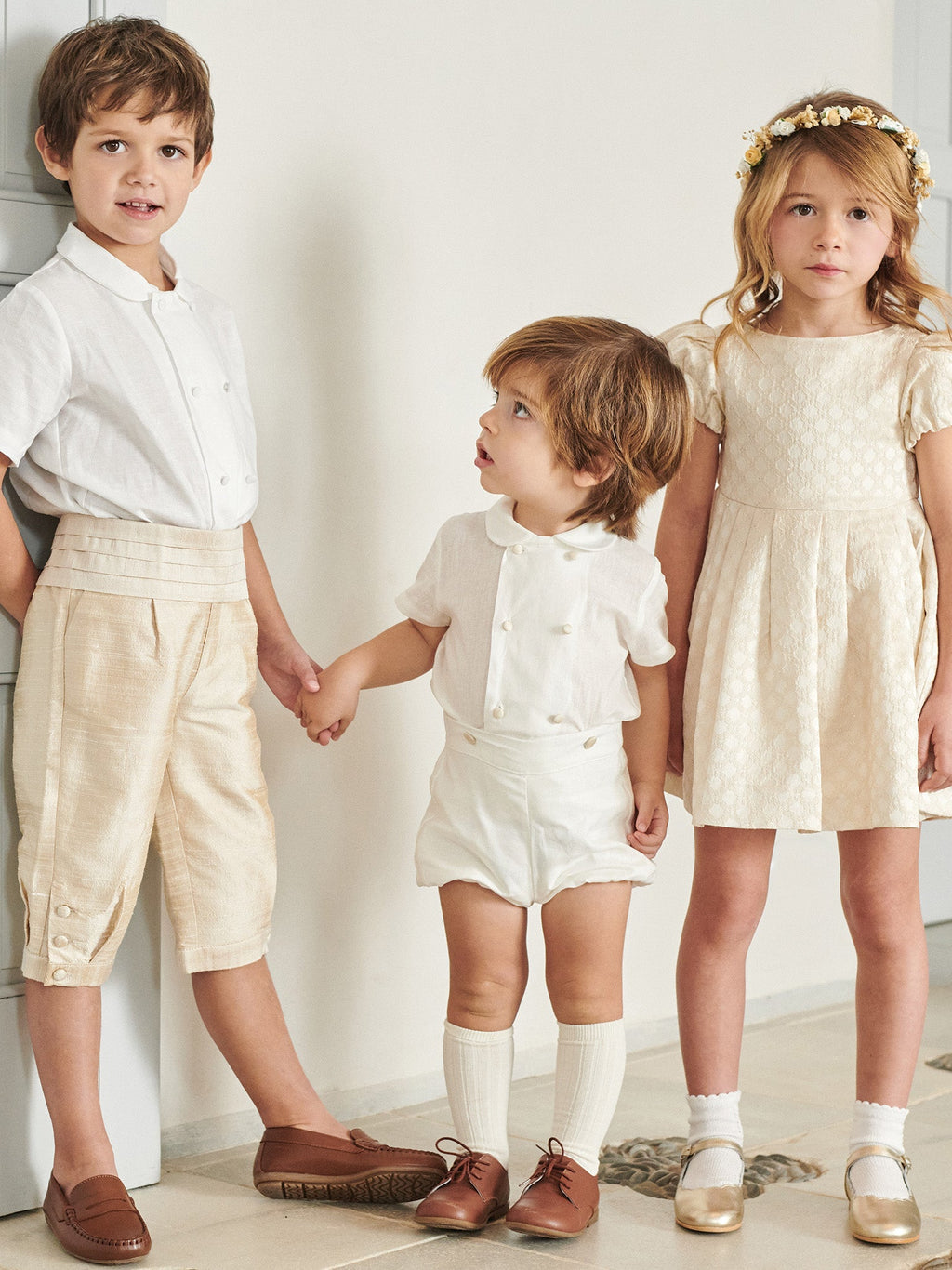 Luxury Metallic-Woven Dress with Puff Sleeves & Fit-and-Flare Silhouette Girls