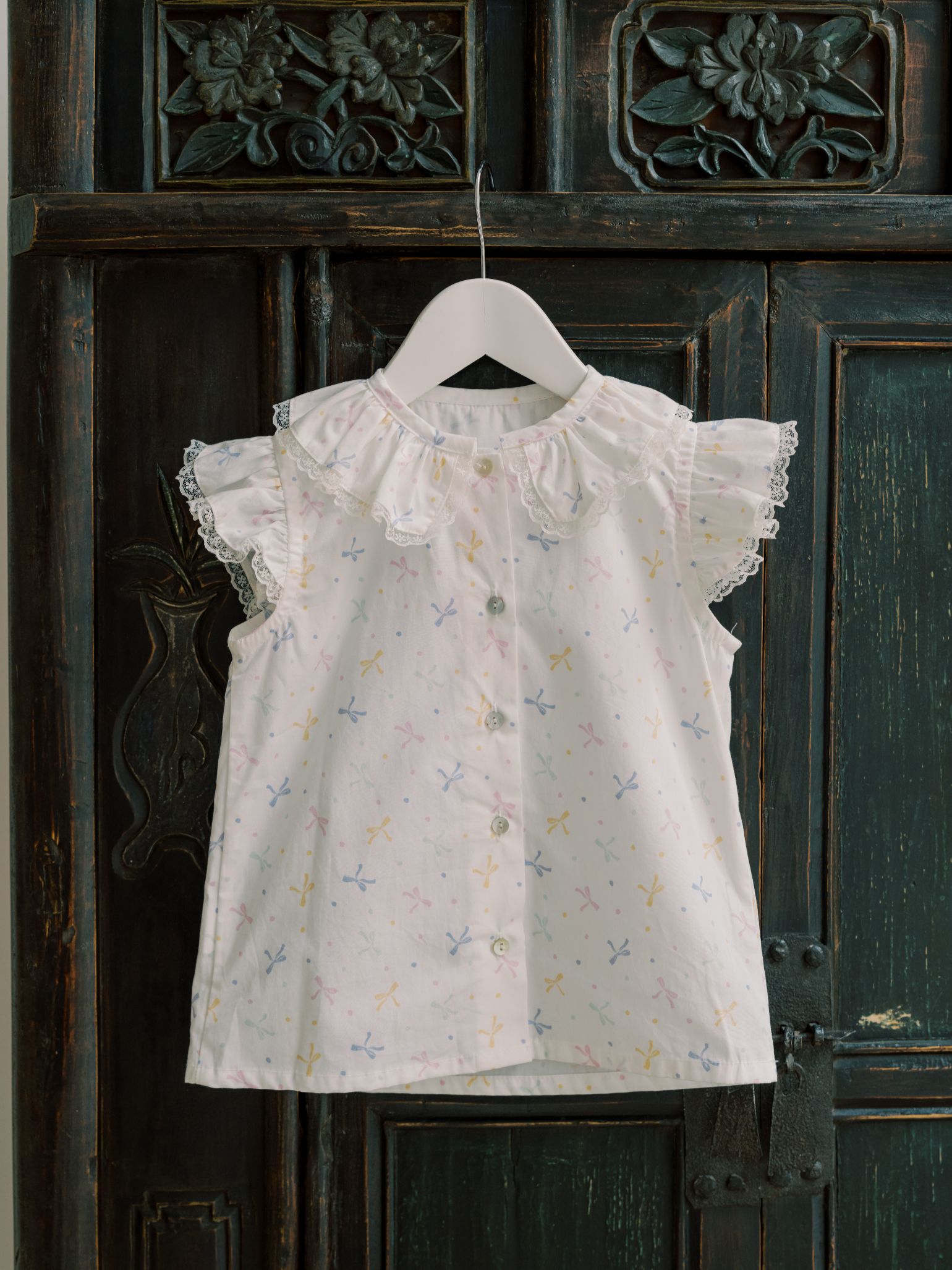Ivory Bow Girl